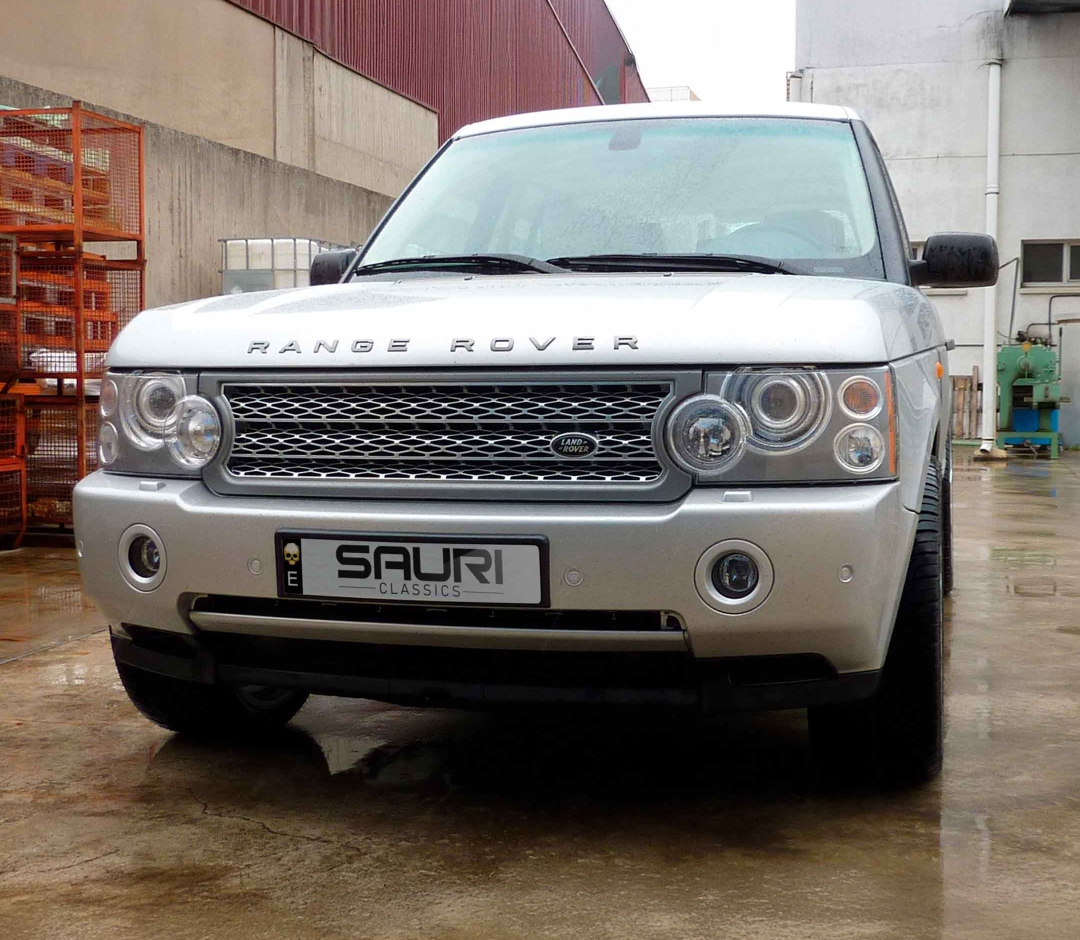 - Range Rover 4.4