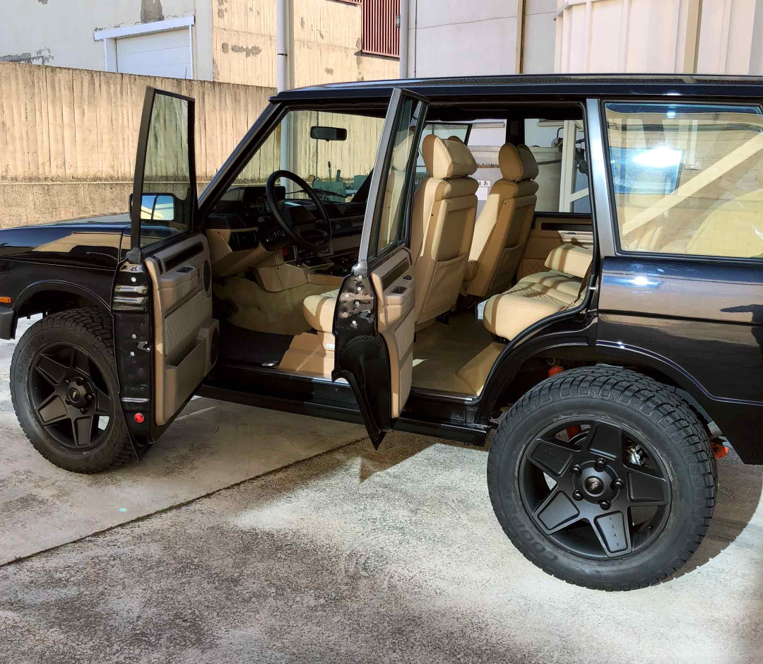 - 1986 Range Rover V8 3.9